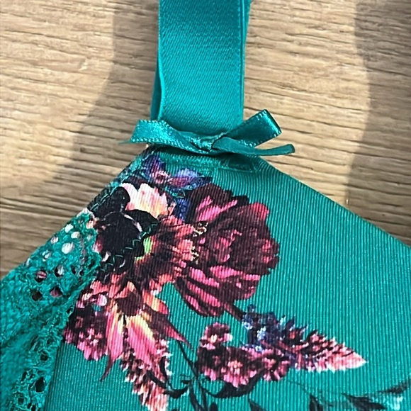 Cacique | Boost Plunge floral lace Kelly green front clasp Bra womenS size 42DDD - Picture 3 of 8